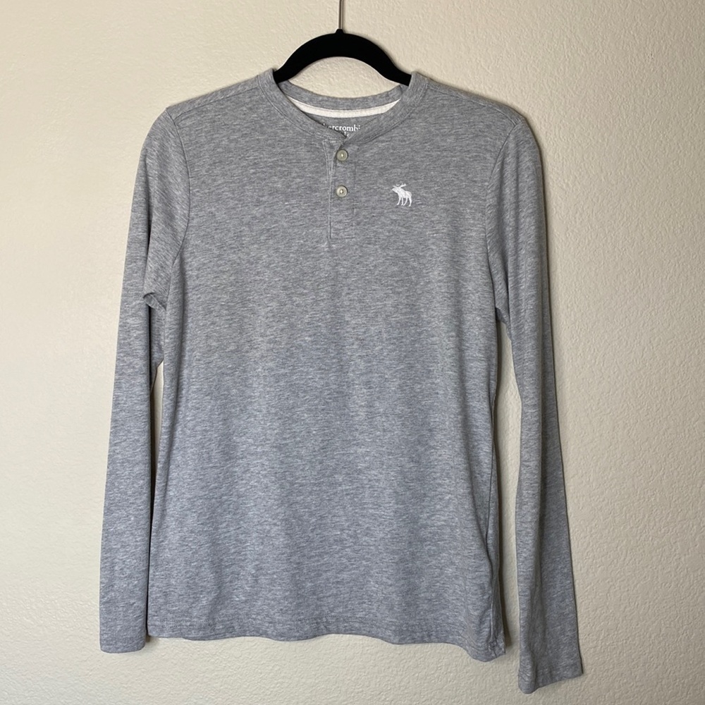 Abercrombie kids long sleeve Henley boys 15/16 grey very soft EUC
